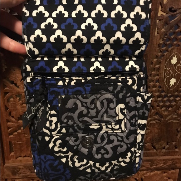 Vera Bradley mini hipster Crossbody - Picture 3 of 3